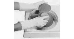 174043 GLOVES RUBBER FOR GALLEY USE, S-SIZE