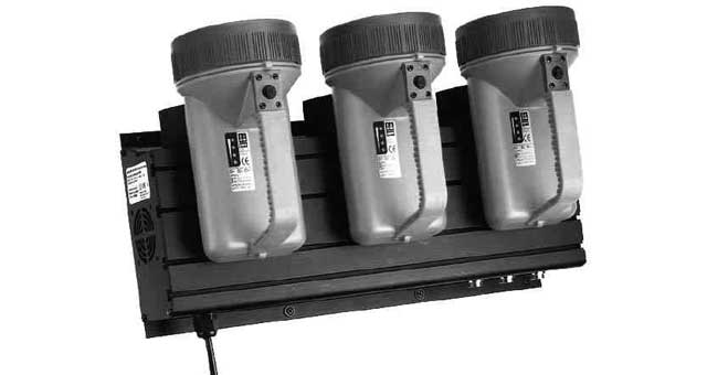 330658 CHARGER BATTERY FOR 3 SAFETY, LAMPS MICA CR-C3   