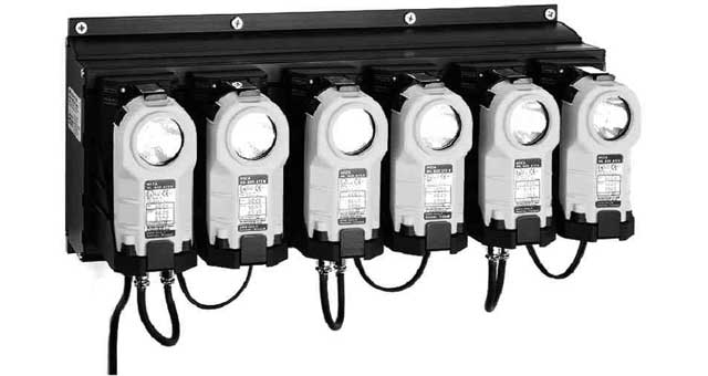 330664 CHARGER BATTERY FOR 6 SAFETY, LAMPS MICA CR-6-MLC