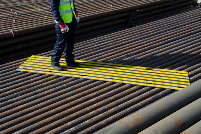 BOARD ANTISLIP PIPEWALKER, LONG TREAD 700X3300MM  