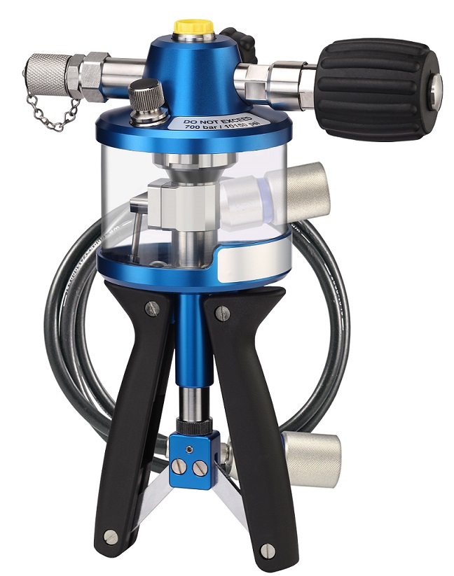 PRESSURE CALIBRATOR SIKA, P700.3 HYDRAULIC OIL 0-700BAR